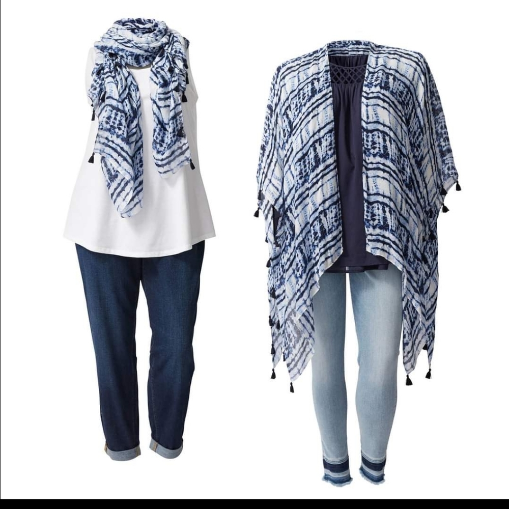 No flaws. EUC. Lane Bryant Kimono navy blue and white one size